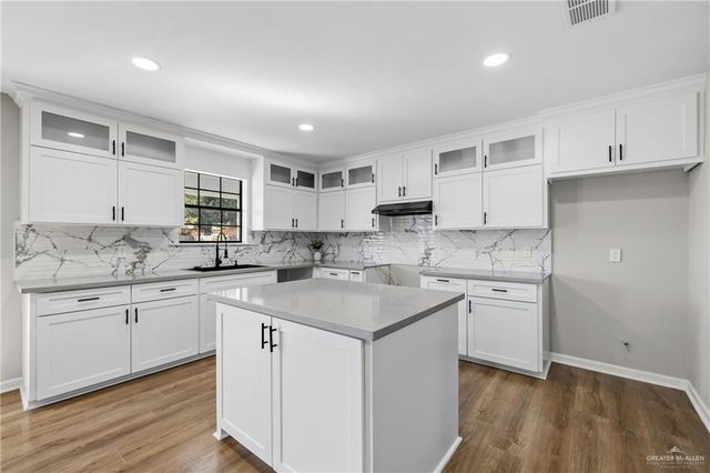 2719 N Ohio Avenue, Weslaco, TX 78599