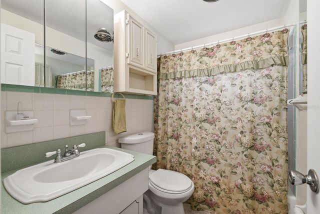 5024 ODYSSEY AVENUE, Holiday, FL 34690