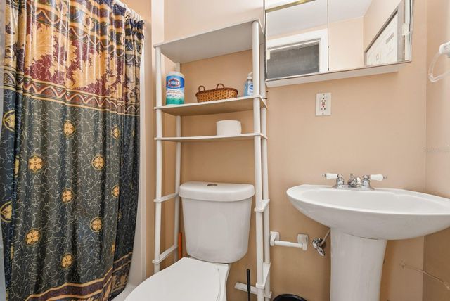 5024 ODYSSEY AVENUE, Holiday, FL 34690