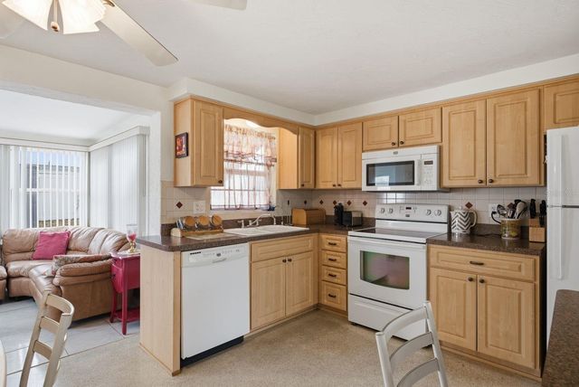 5024 ODYSSEY AVENUE, Holiday, FL 34690