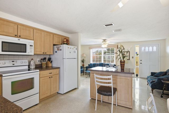 5024 ODYSSEY AVENUE, Holiday, FL 34690