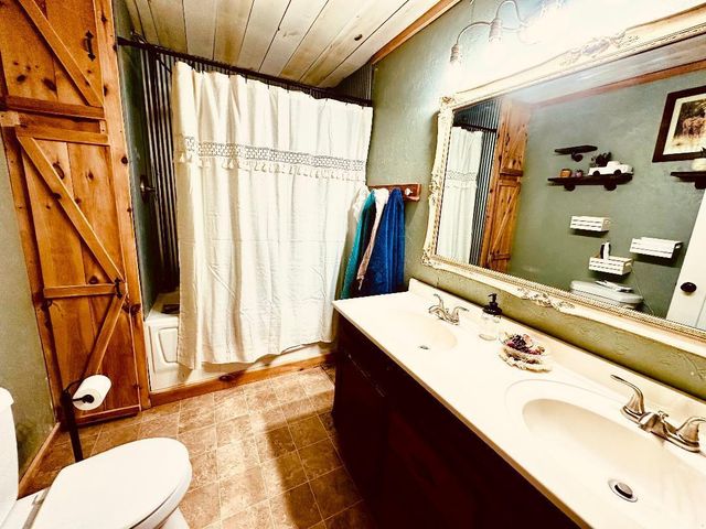 12494 Co Rd Oa, Mountain View, MO 65548