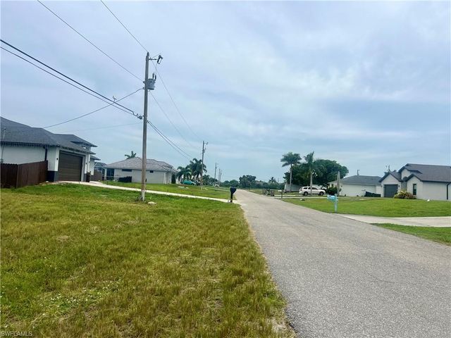 1903 NE 23rd AVE, Cape Coral, FL 33909
