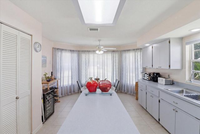 685 W COLBERT COURT, Beverly Hills, FL 34465