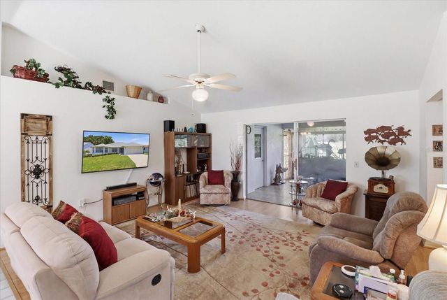 685 W COLBERT COURT, Beverly Hills, FL 34465