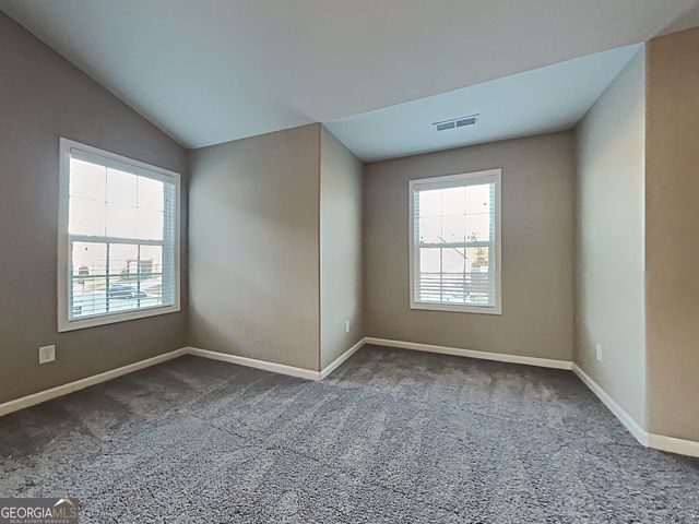 337 Cliffhaven Circle, Newnan, GA 30263