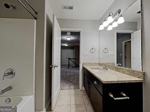 337 Cliffhaven Circle, Newnan, GA 30263