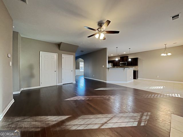 337 Cliffhaven Circle, Newnan, GA 30263
