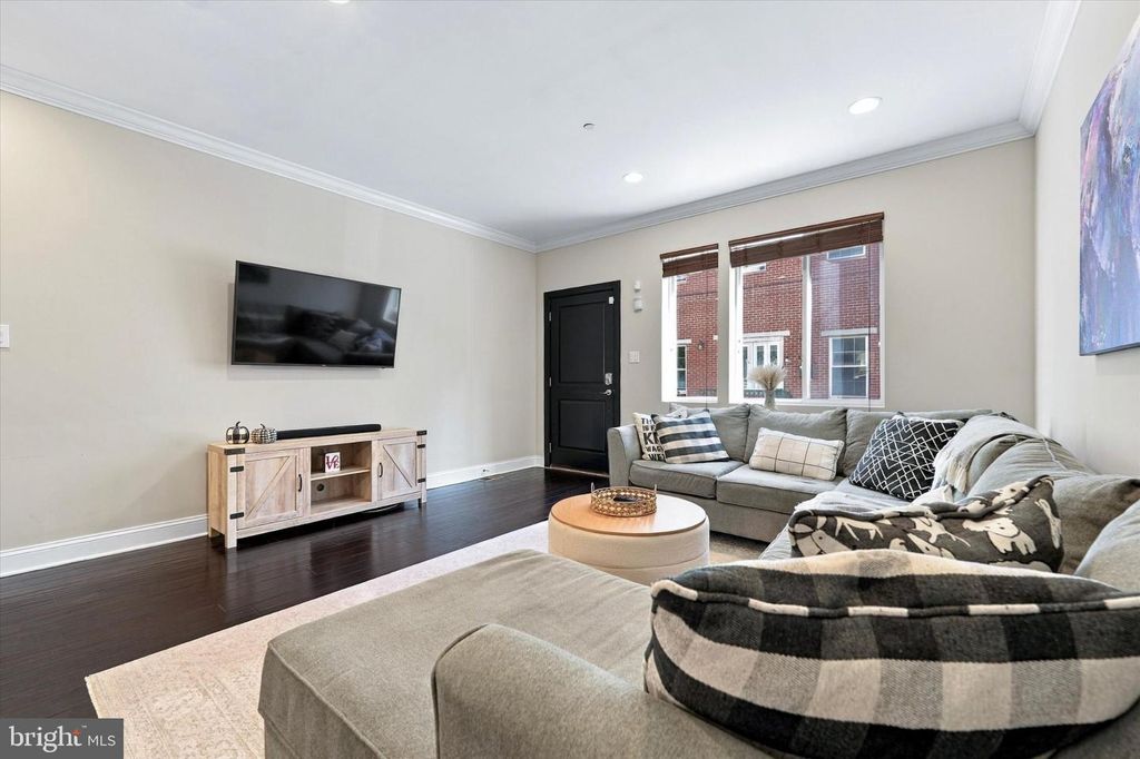 1140 N ORIANNA ST, PHILADELPHIA, PA 19123 — photo 5