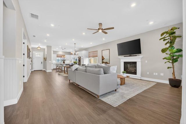 3008 Hemet Way, Roseville, CA 95747