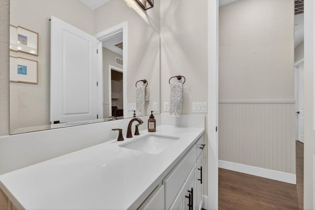 3008 Hemet Way, Roseville, CA 95747