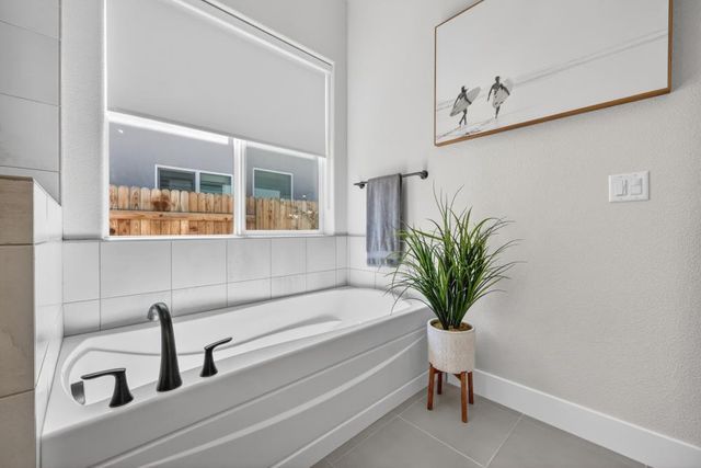 3008 Hemet Way, Roseville, CA 95747