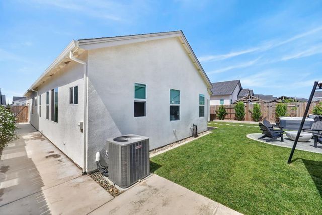 3008 Hemet Way, Roseville, CA 95747