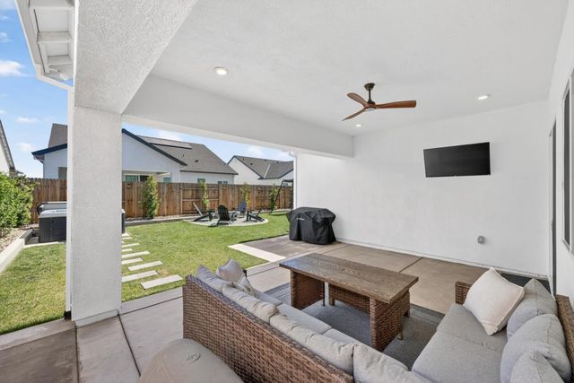 3008 Hemet Way, Roseville, CA 95747