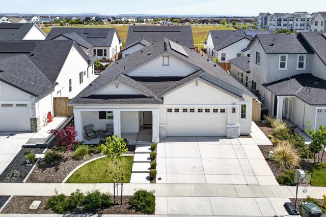 3008 Hemet Way, Roseville, CA 95747