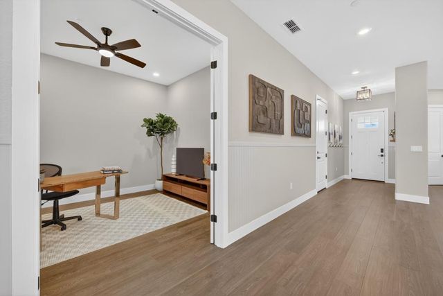 3008 Hemet Way, Roseville, CA 95747