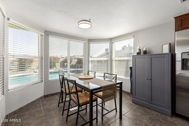 927 W CARMEN Street, Tempe, AZ 85283