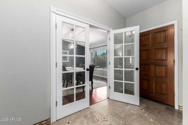 927 W CARMEN Street, Tempe, AZ 85283