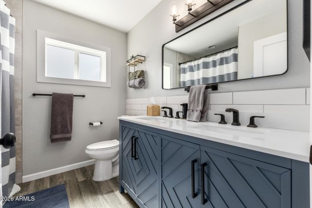 927 W CARMEN Street, Tempe, AZ 85283