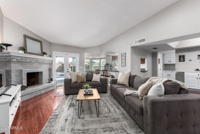 927 W CARMEN Street, Tempe, AZ 85283