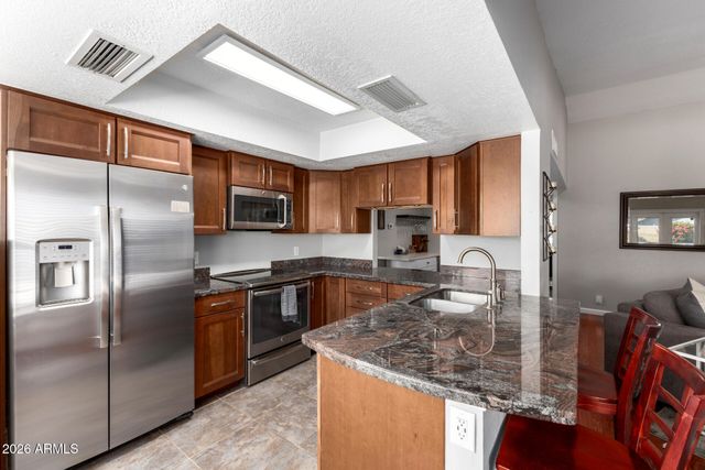 927 W CARMEN Street, Tempe, AZ 85283