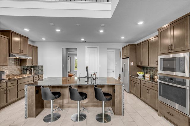 80 Perennial Canyon Drive, Tomball, TX 77375
