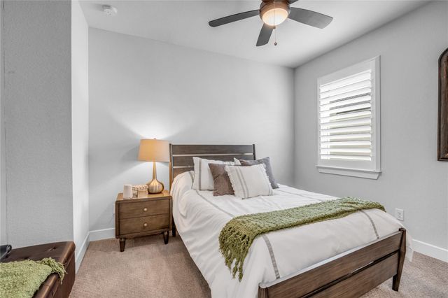 80 Perennial Canyon Drive, Tomball, TX 77375