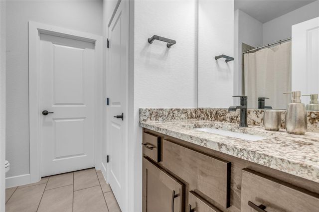 80 Perennial Canyon Drive, Tomball, TX 77375