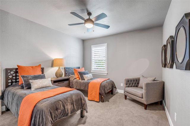 80 Perennial Canyon Drive, Tomball, TX 77375