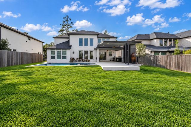 80 Perennial Canyon Drive, Tomball, TX 77375