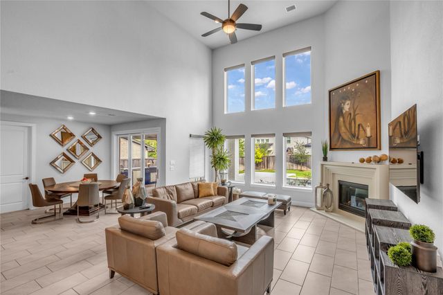 80 Perennial Canyon Drive, Tomball, TX 77375