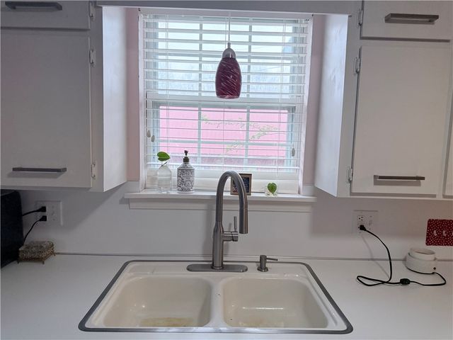 400 Harris Street, Huntsville, AR 72740