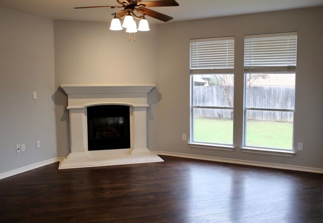 10240 Los Barros Trail, Fort Worth, TX 76177