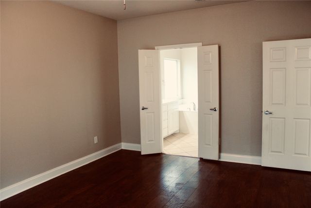 10240 Los Barros Trail, Fort Worth, TX 76177