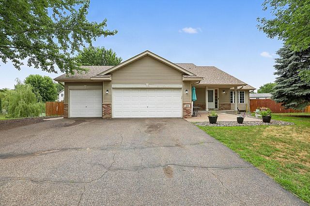 405 12th Avenue NW, Isanti, MN 55040