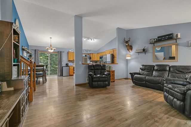 405 12th Avenue NW, Isanti, MN 55040