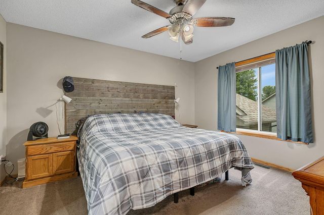 405 12th Avenue NW, Isanti, MN 55040