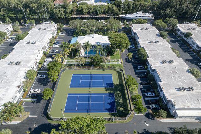 6293 Bay Club Drive 4, Fort Lauderdale, FL 33308
