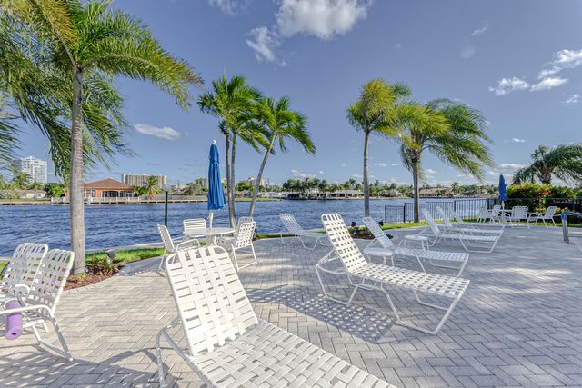 6293 Bay Club Drive 4, Fort Lauderdale, FL 33308