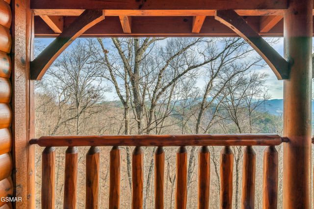 3012 Legacy Vista Drive, Sevierville, TN 37876