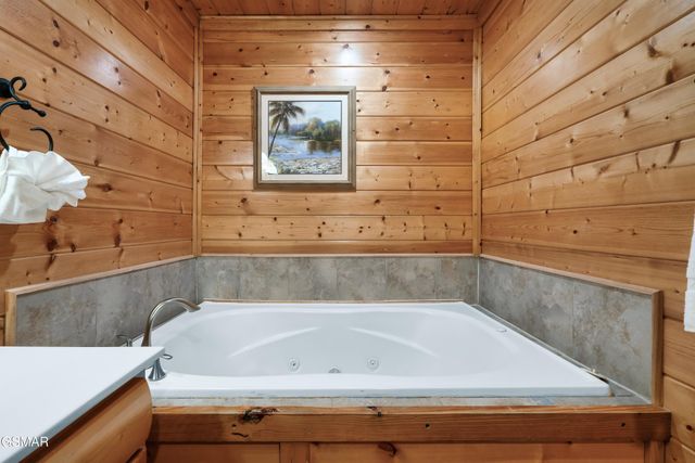 3012 Legacy Vista Drive, Sevierville, TN 37876