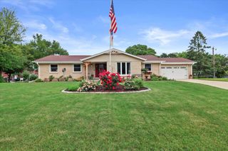 12128 W Euclid AVENUE, West Allis, WI 53227