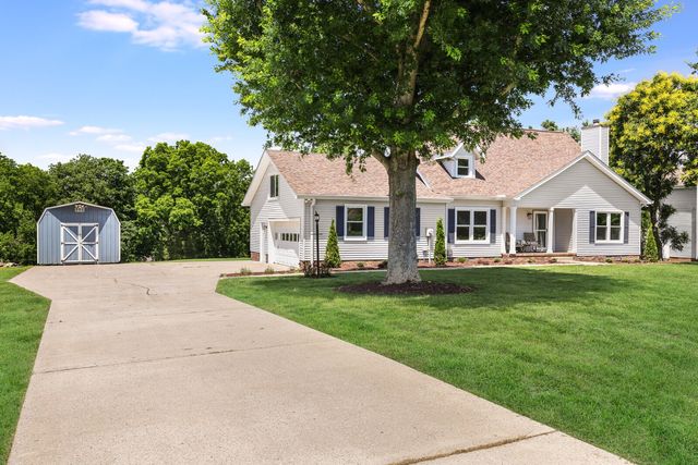 1208 Newmans Trl, Hendersonville, TN 37075