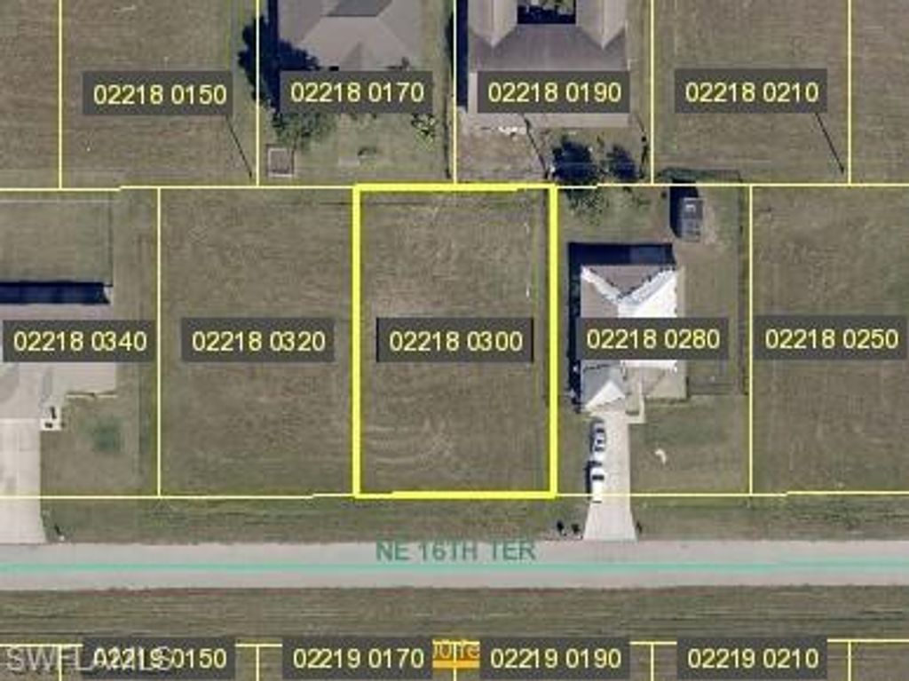 2201 NE 16th TER, CAPE CORAL, FL 33909 — exterior