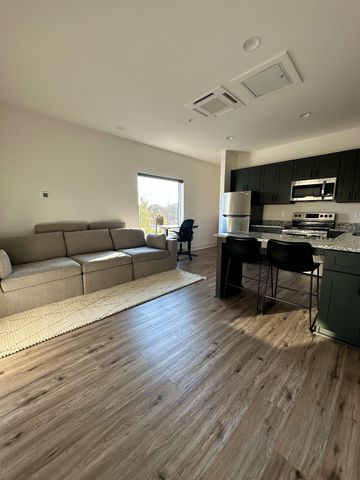 432 Murfreesboro Pike Apt 201, Nashville, TN 37210