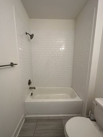 432 Murfreesboro Pike Apt 201, Nashville, TN 37210