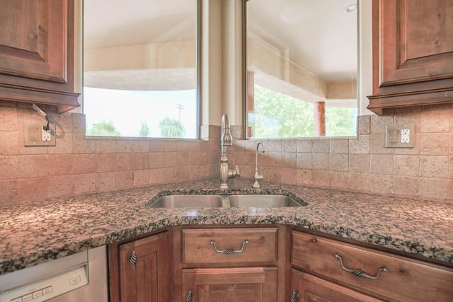 21908 W BELOAT Road, Buckeye, AZ 85326