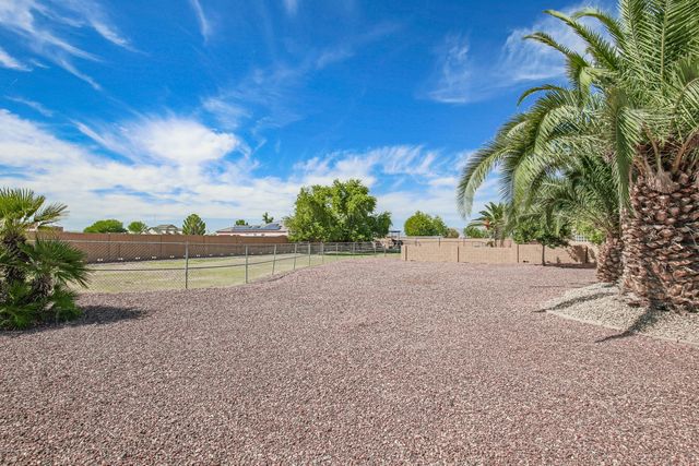 21908 W BELOAT Road, Buckeye, AZ 85326