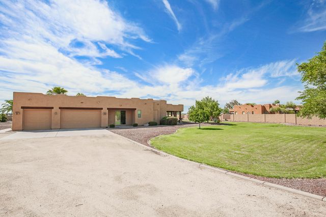 21908 W BELOAT Road, Buckeye, AZ 85326