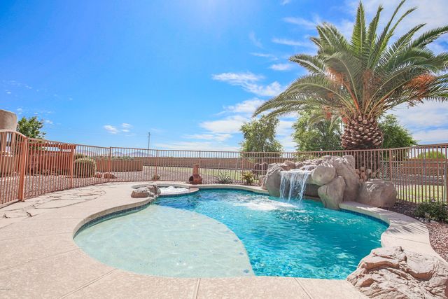 21908 W BELOAT Road, Buckeye, AZ 85326